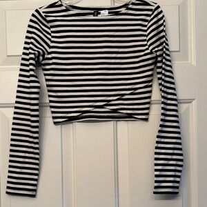 Black and White Striped Long Sleeve Top size Xs
